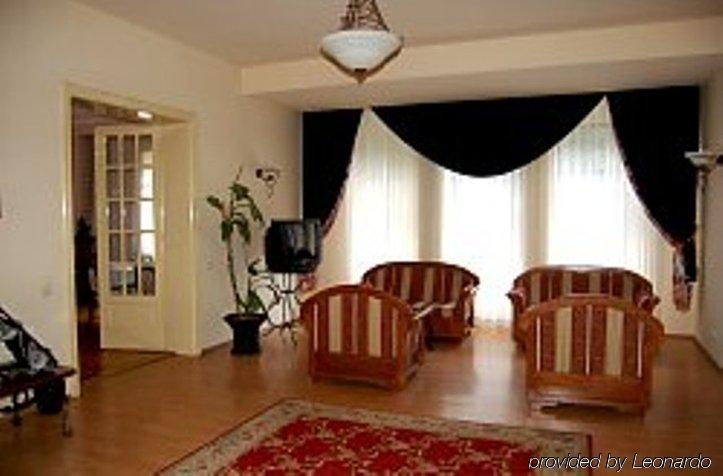 Elite Hotel Oradea Quarto foto