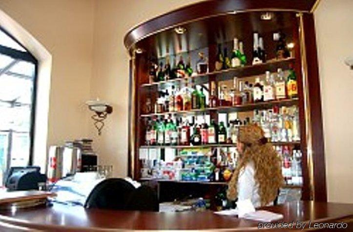 Elite Hotel Oradea Restaurante foto